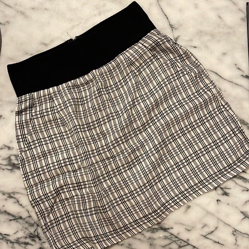 Metropark Plaid Skirt